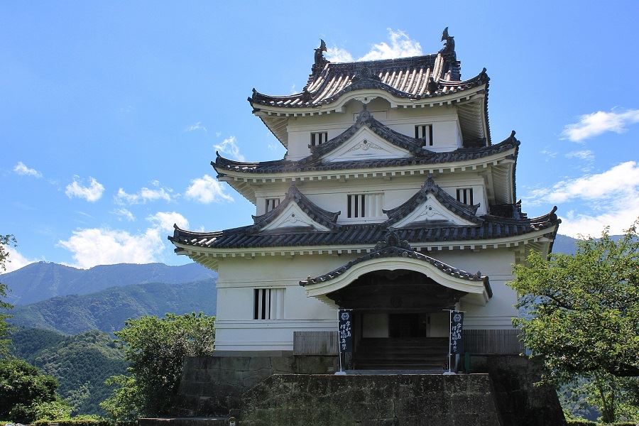 Uwajima Castle tower