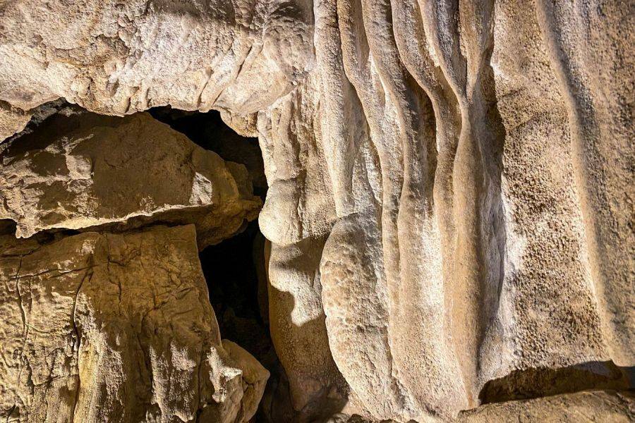 Anagami limestone cave bacon