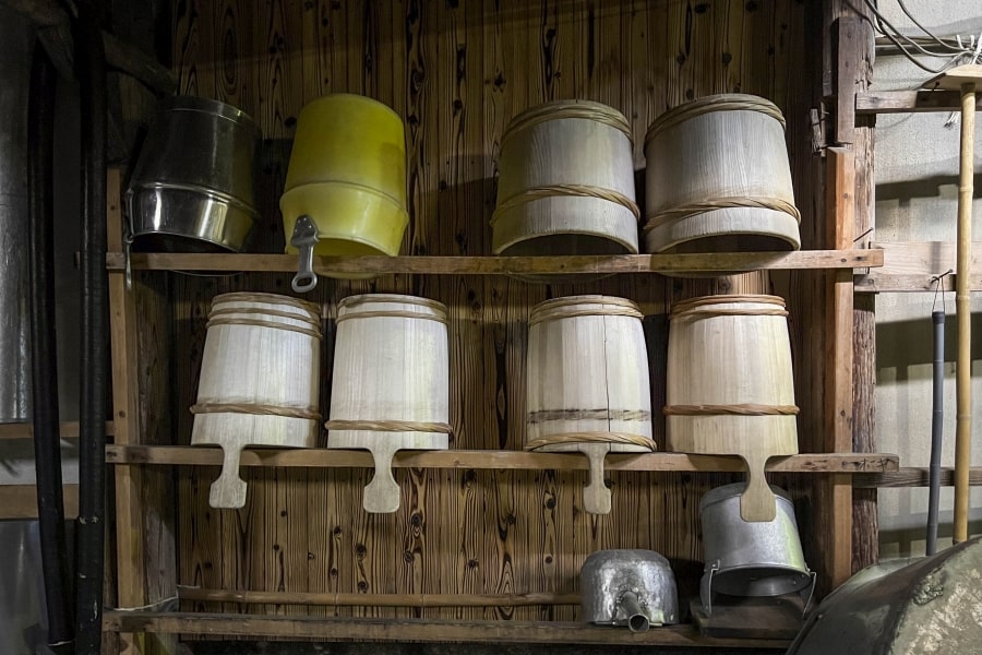 Hagi Takarabune brewery buckets