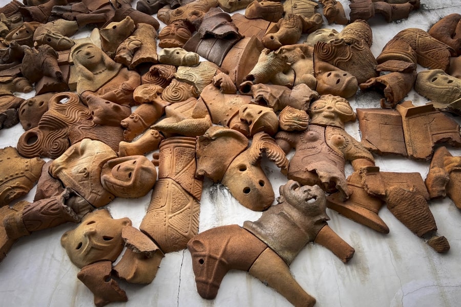 Hagi yaki pottery haniwa frieze