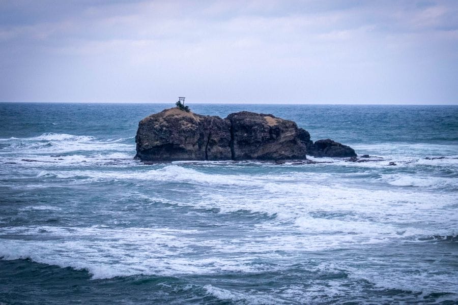 Hakuto Coast island with torii