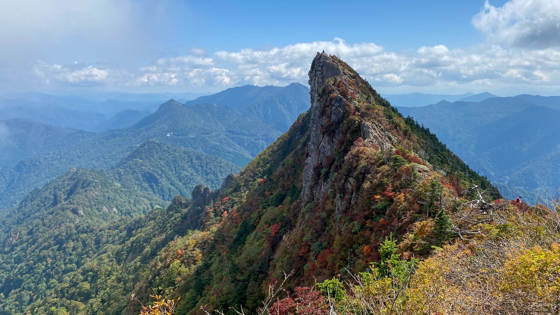 Hero Mt. Ishizuchi background image