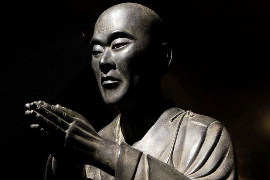 Hogon ji Temple Ippen closeup