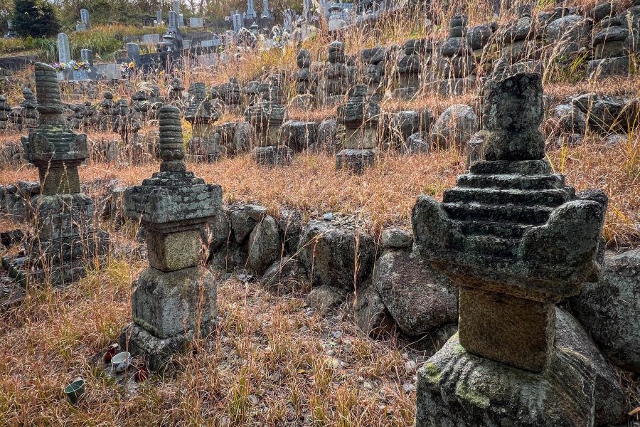 Innoshima Suigun Castle Konren ji Temple Murakami graves