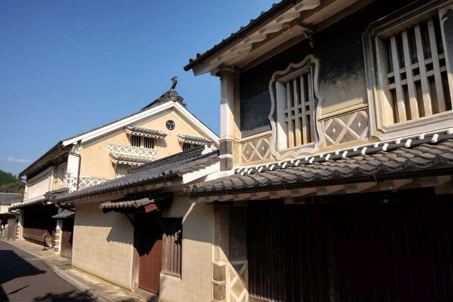 Kamihaga Residence Uchiko street view