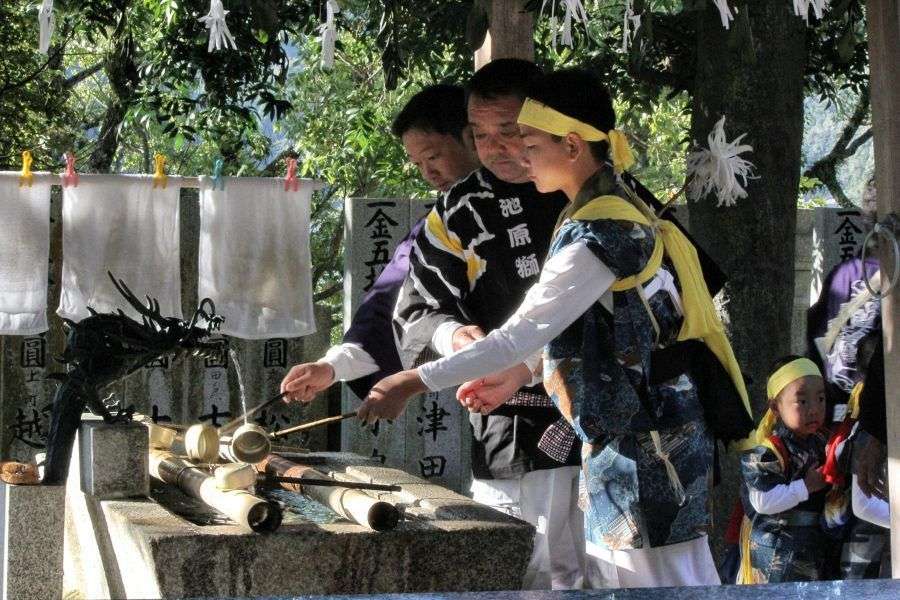 Kamo Shrine horse riders