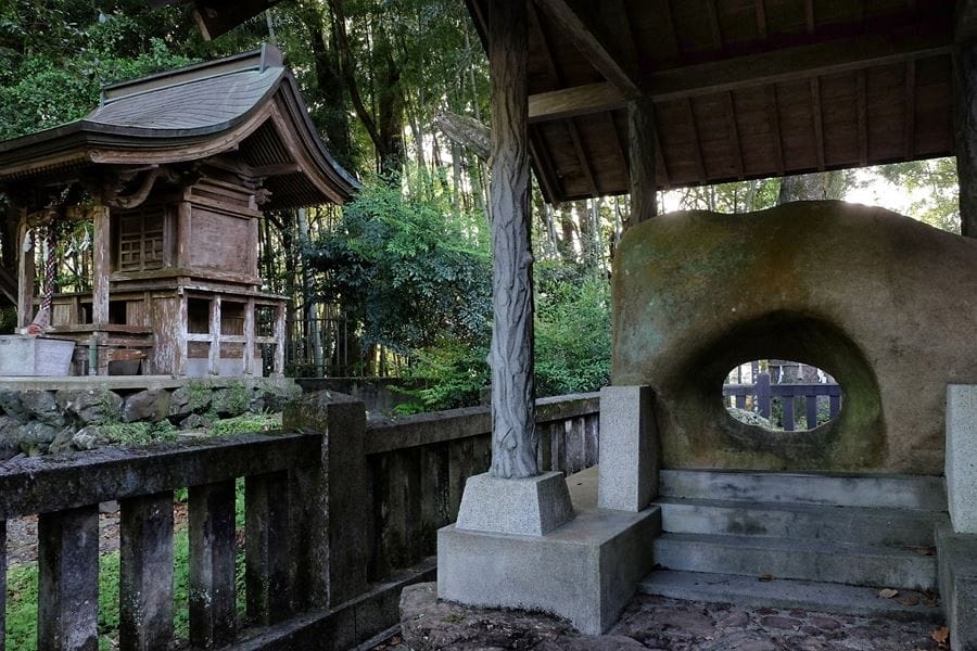 Kure Hachimangu hole