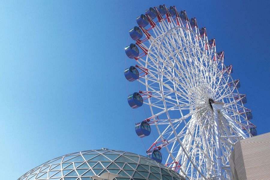 Kururin Ferris Wheel general view