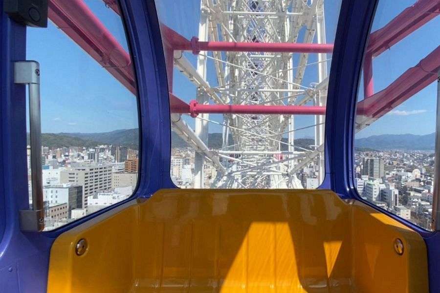 Kururin Ferris Wheel gondola view