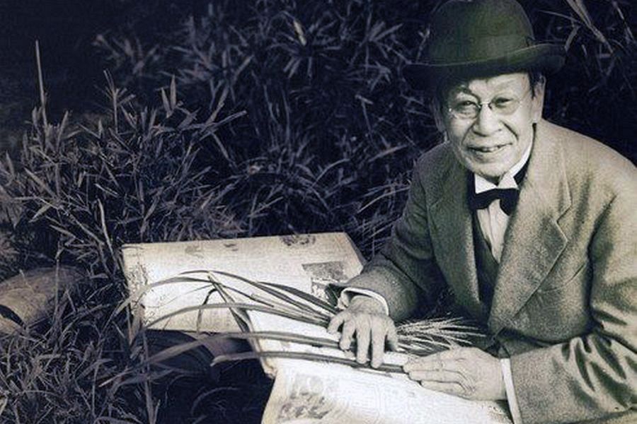 Makino Tomitaro in the field