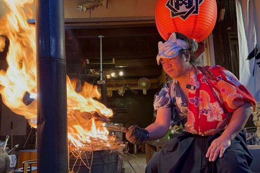 Matsuno BBQ samurai searing katsuo