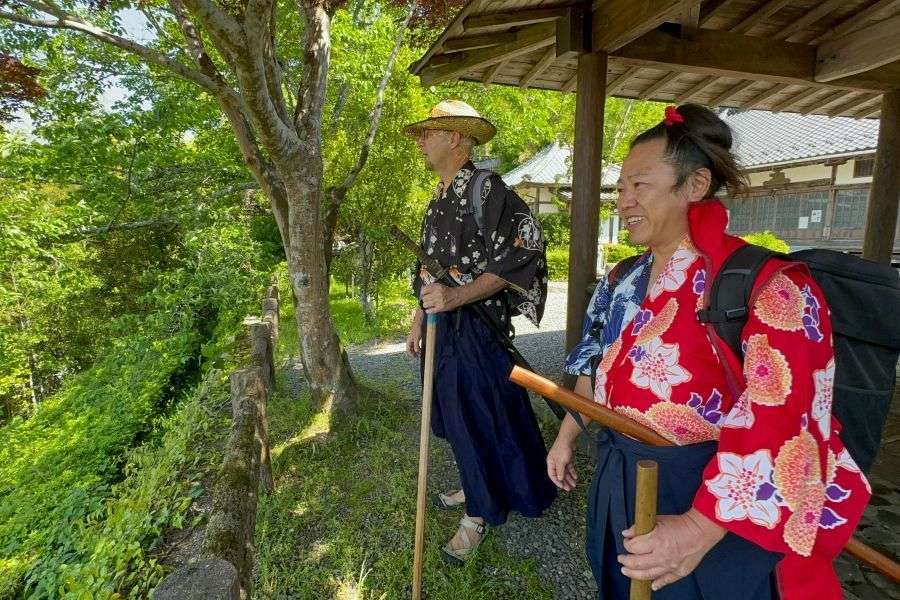 Matsuno Eisho ji Temple Rod and Okino samurai