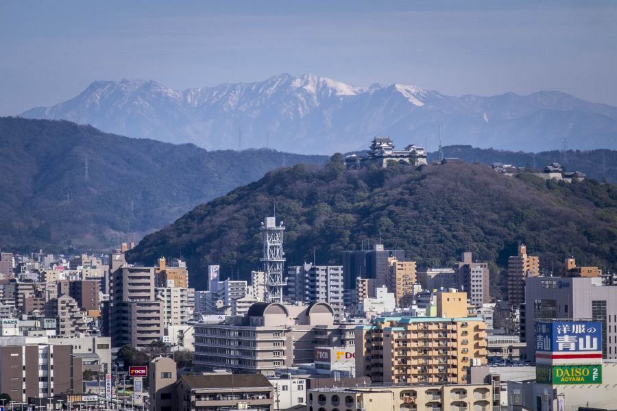 Matsuyama Castle with Mt. Ishizuchi