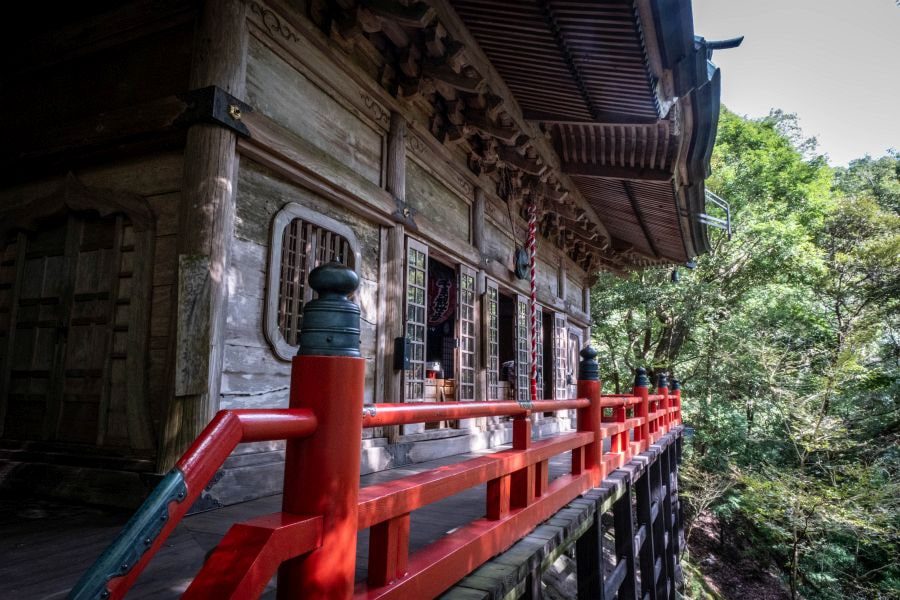 Oita Futago ji Temple okunoin
