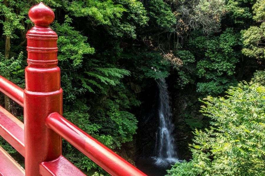 Okudogo Wakigafuchi red bridge and waterfall