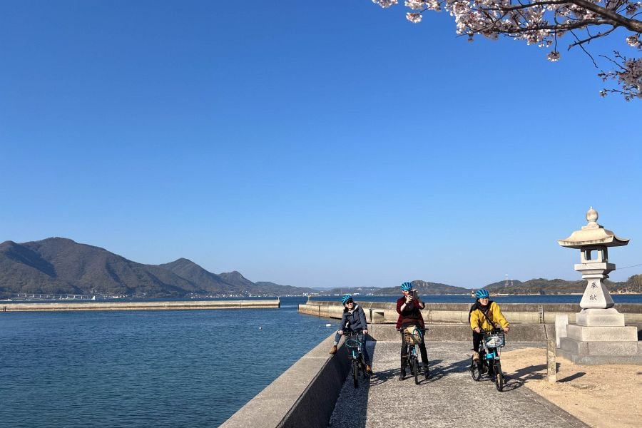Sagi Island cyclists