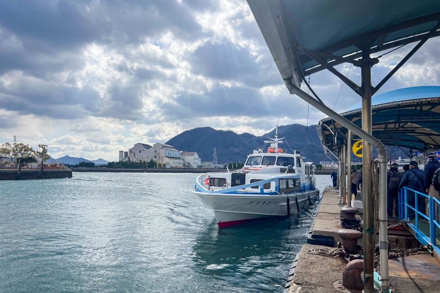 Sagi Island ferry