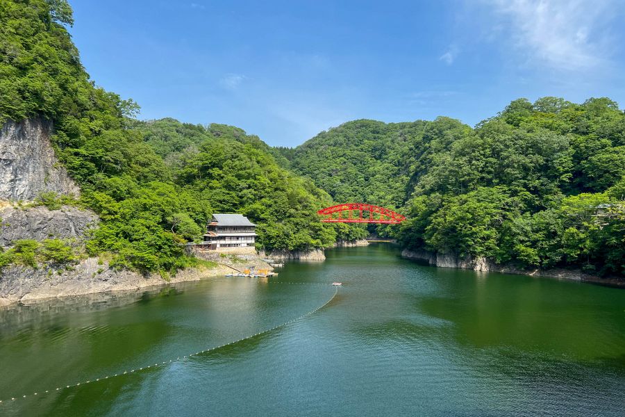 Shobara Lake Shinryu red bridge