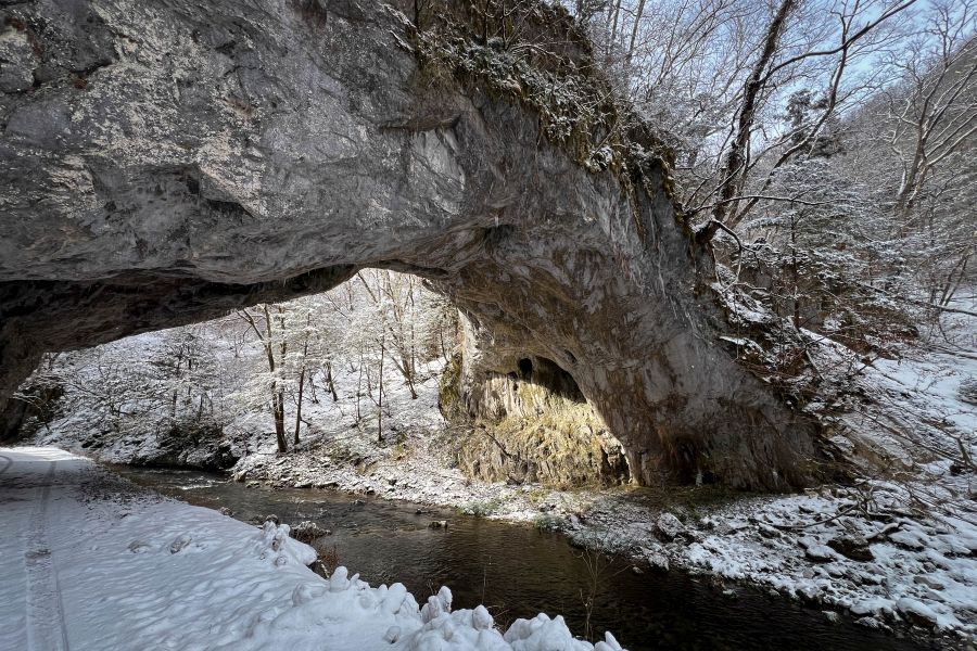 Shobara Taishaku Gorge snow Onbashi stone arch