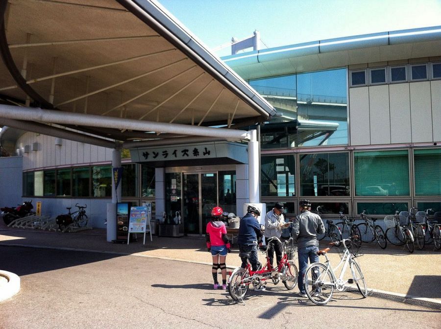 Sunrise Itoyama bicycle hire