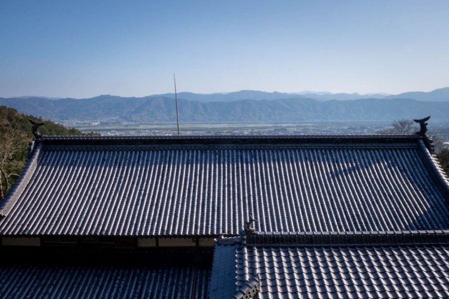 T10 Kirihata ji Temple rift valley view