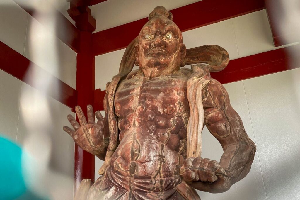 T17 Ido ji Temple guardian right