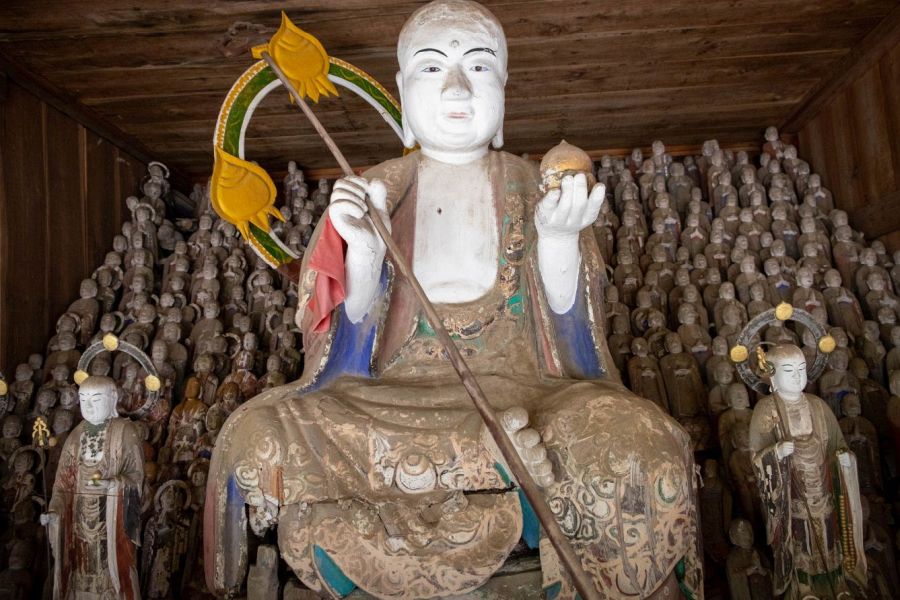 T18 Onzan ji Temple Jizo Hall statues