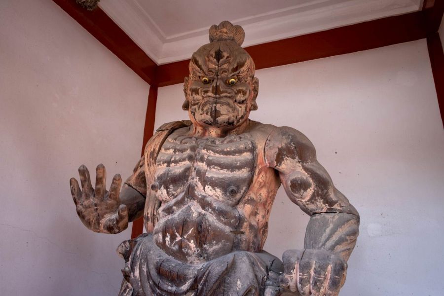 T2 Gokuraku-ji Temple guardian left