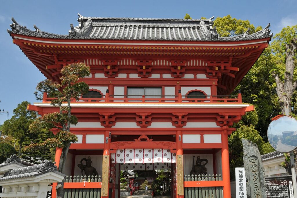 T3 Konsen-ji Temple gate