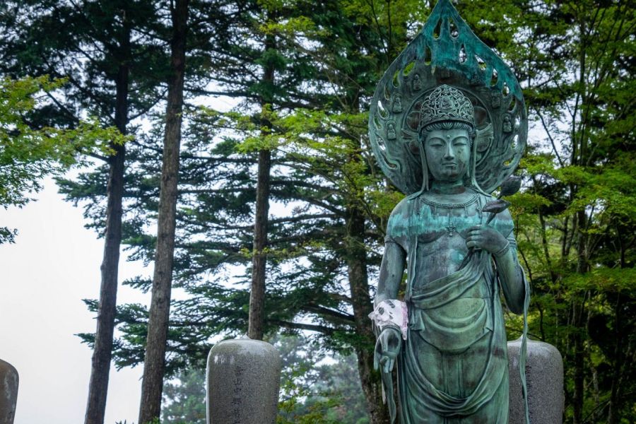 T66 Unpen ji Temple Kannon statue