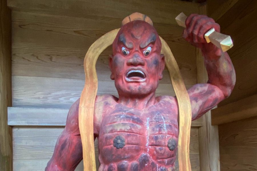 T66 Unpen ji Temple guardian right