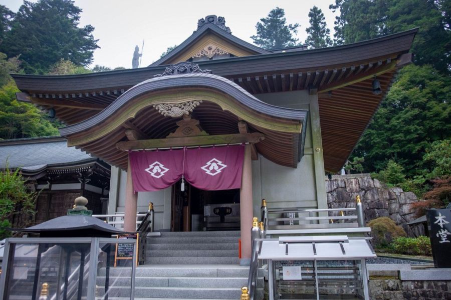 T66 Unpen ji Temple main hall