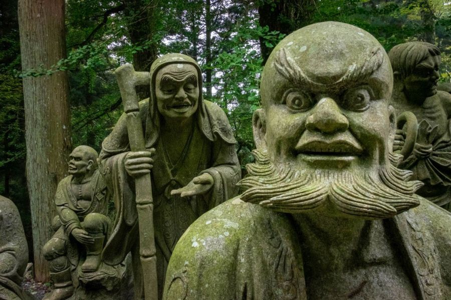 T66 Unpen ji Temple rakan staring