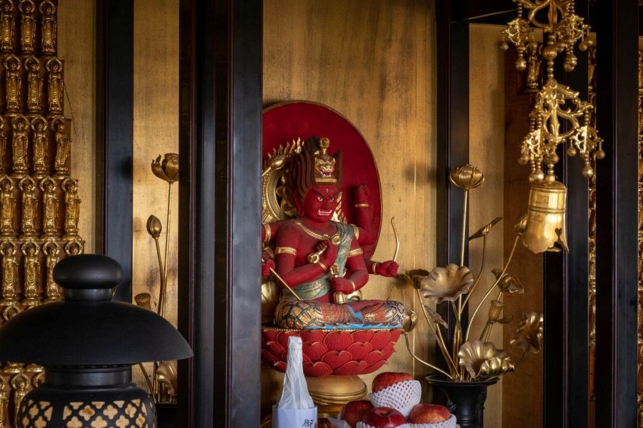 T7 Juraku ji Temple main gate image