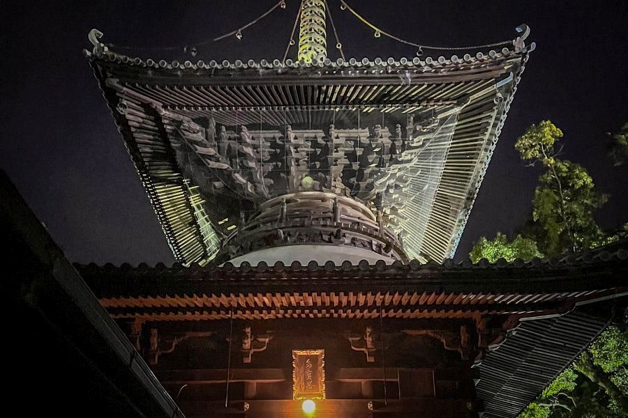 Tatsue ji Temple pagoda at night