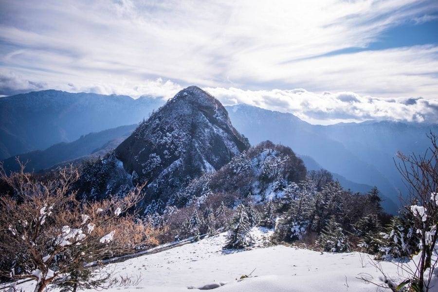 UFO line snow Komochi Gongen
