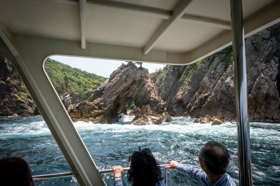 Uradome Coast boat view