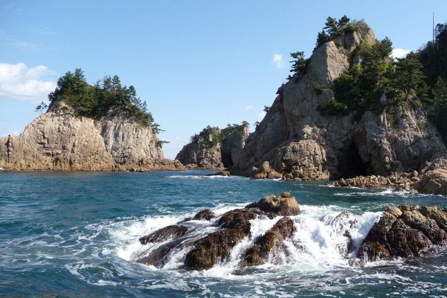 Uradome Coast roiled