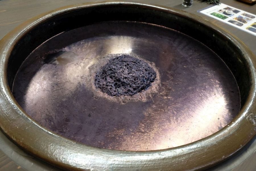 Wakimachi fermenting indigo