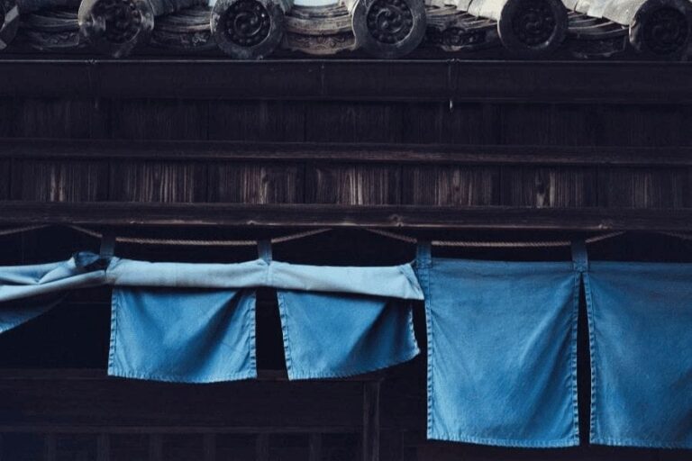 Wakimachi indigo curtain