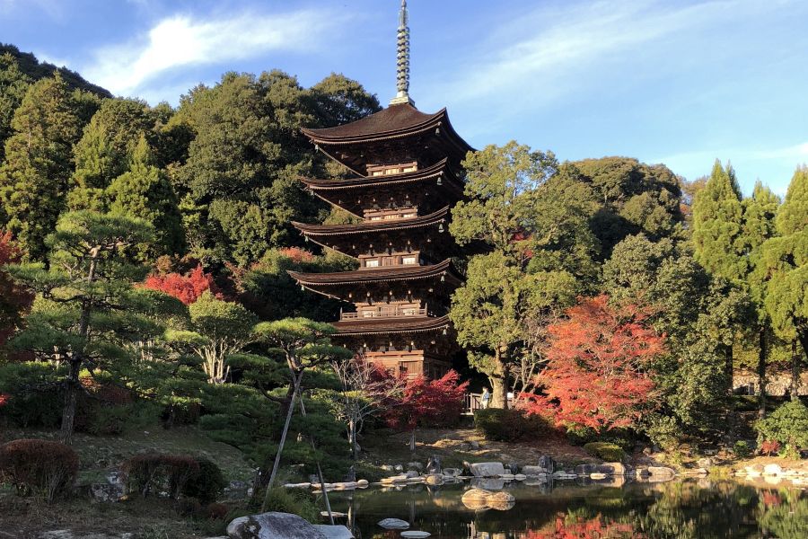 Yamaguchi Ruriko ji temple pagoda in autumn
