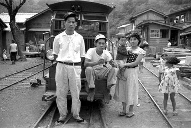 Yanase Forest Railway family