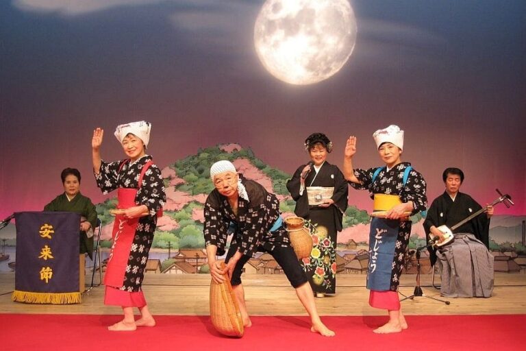 Yasugi Yasugibushi show