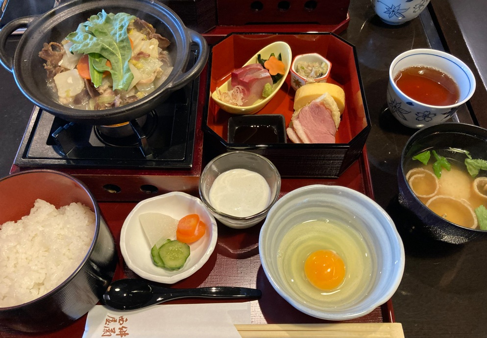 1yDINaEpYTpaCD6KbT89ESOvUhr5D09feP4CvUQWu5l0