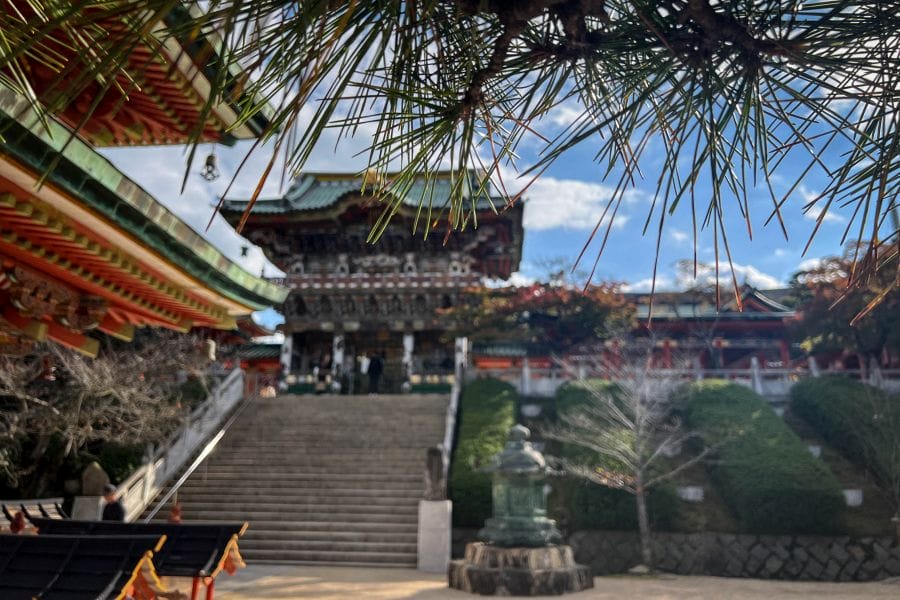 Ikuchijima Kosan-ji Temple pagoda and main hall