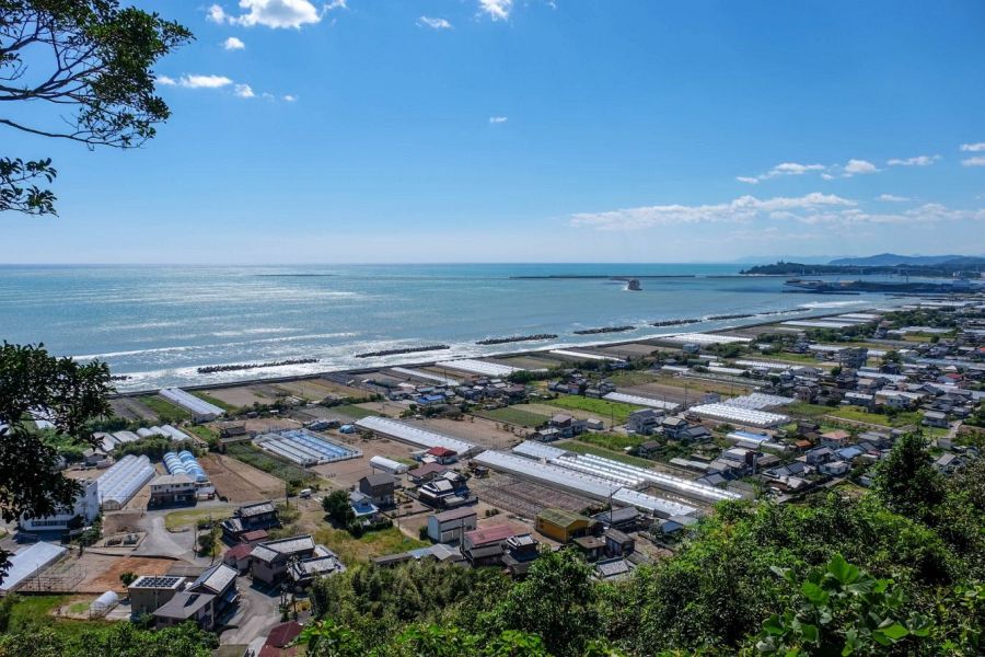 T32 Zenjibu ji Temple town view