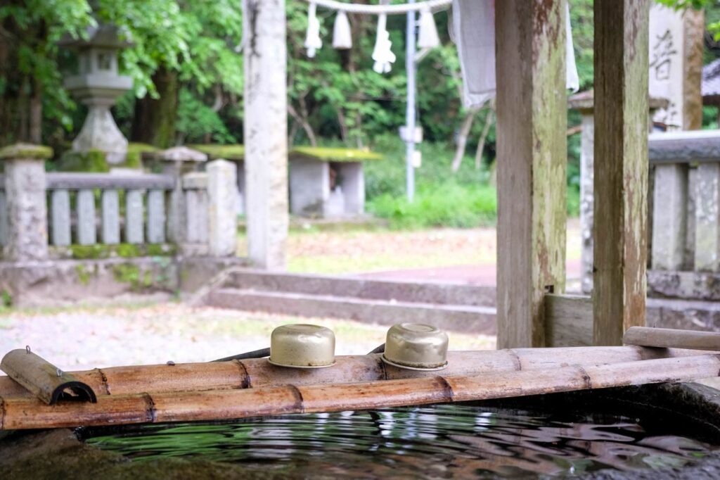 T33 Sekkei ji Temple ladles