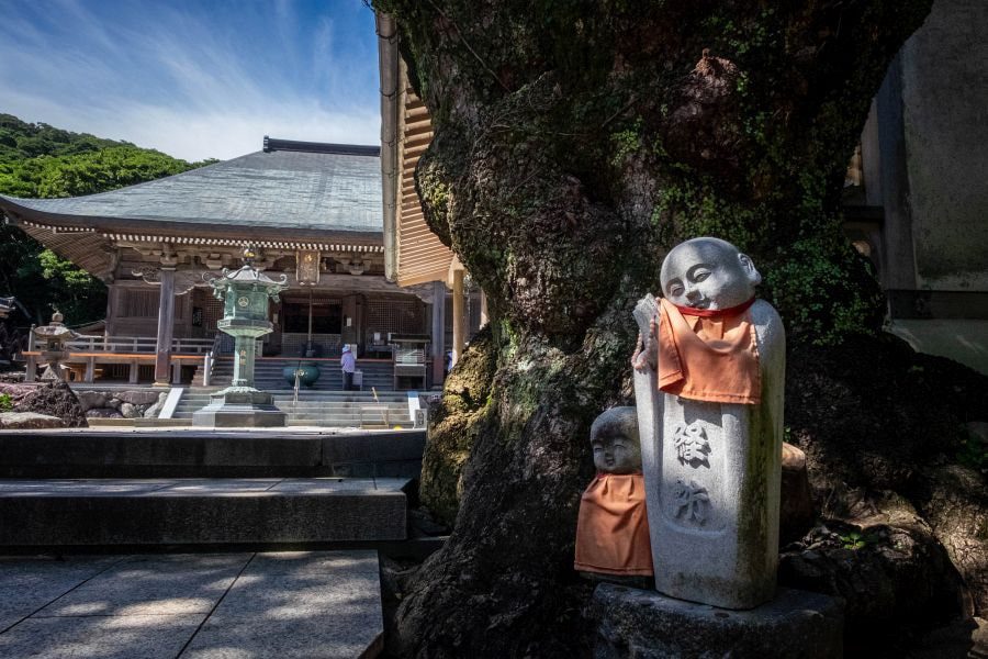 T38 Kongofuku ji Temple with Jizo
