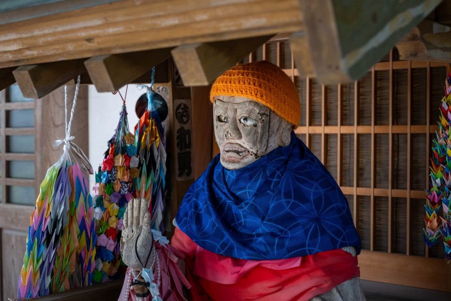 T40 Kanjizai ji Temple Binzuru