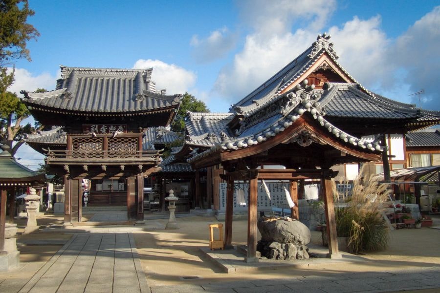 T53 Enmyo ji Temple general view